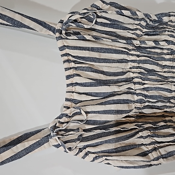 Universal Thread top - Picture 3 of 3